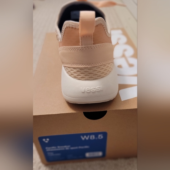 NEW With TAG - Picture 10 of 10